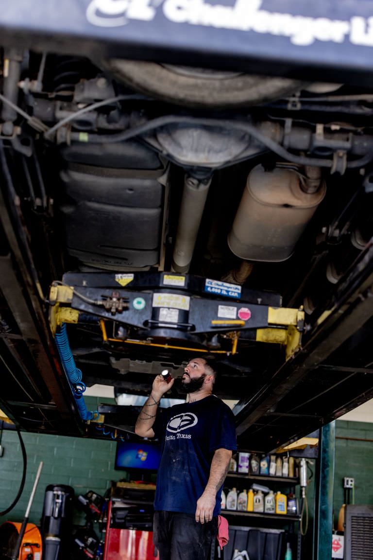 Local nonprofit helps single moms by repairing cars The HUB Garage